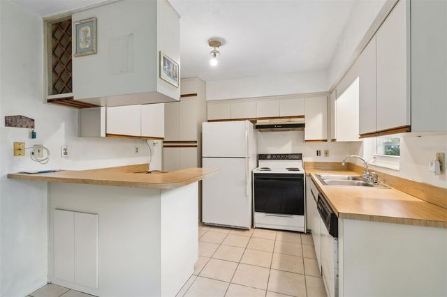 5336 33RD AVENUE N, St Petersburg, FL 33710