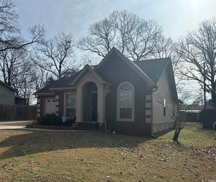 114 May Street, Sherwood, AR 72120