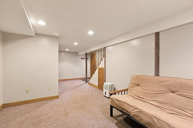 4 Blueberry Lane, Norfolk, MA 02056