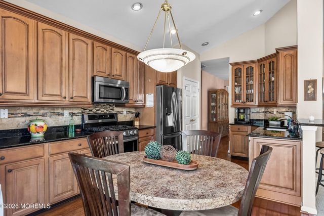 9 Sonoma Street, Monroe, NJ 08831