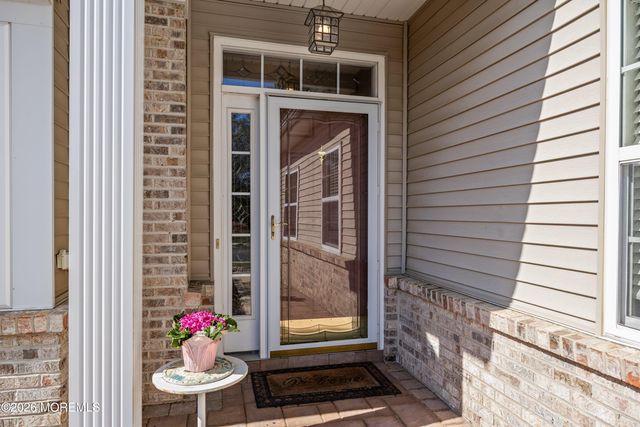 9 Sonoma Street, Monroe, NJ 08831