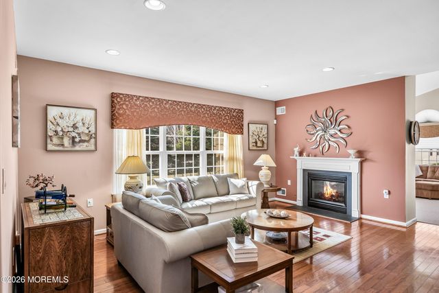 9 Sonoma Street, Monroe, NJ 08831