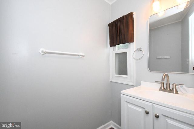177 BENT PINE HL, North Wales, PA 19454