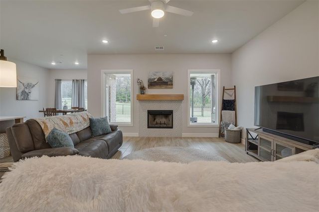 9500 Megans Way, Mcloud, OK 74851