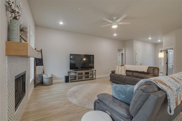 9500 Megans Way, Mcloud, OK 74851