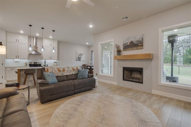 9500 Megans Way, Mcloud, OK 74851