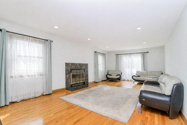 114 Tallman Street, Staten Island, NY 10312