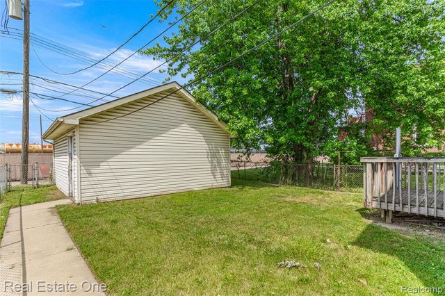 1625 Ferney Street, Dearborn Heights, MI 48120