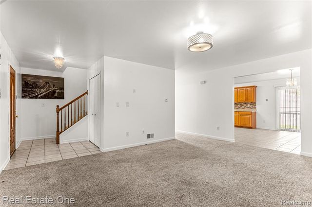 1625 Ferney Street, Dearborn Heights, MI 48120