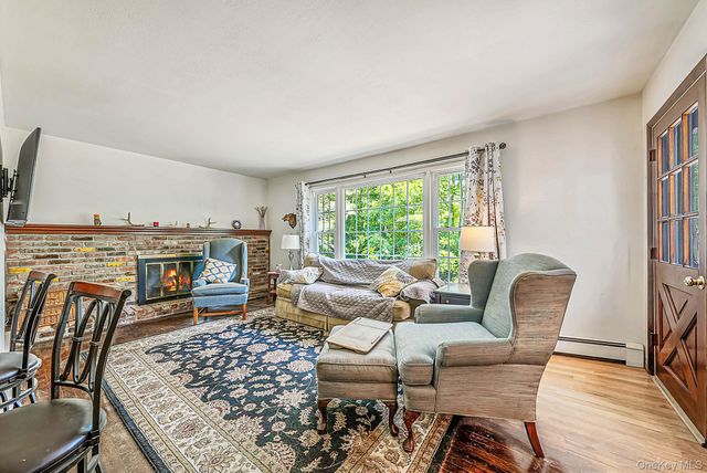 42 E Bartlett Road, Middle Island, NY 11953