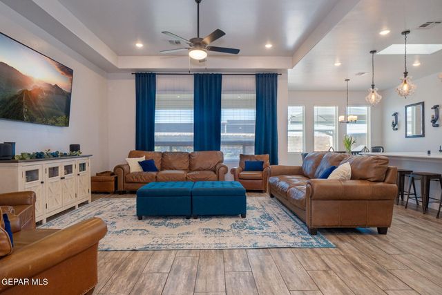 13436 EMERALD CRYSTAL Drive, El Paso, TX 79928