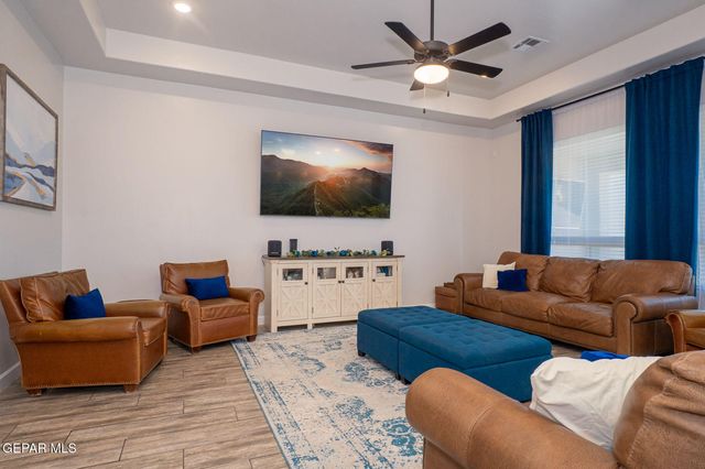 13436 EMERALD CRYSTAL Drive, El Paso, TX 79928