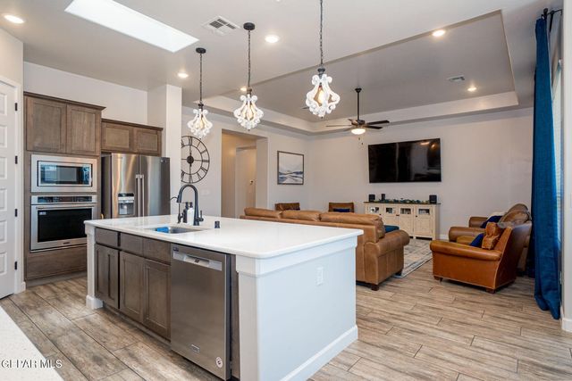 13436 EMERALD CRYSTAL Drive, El Paso, TX 79928