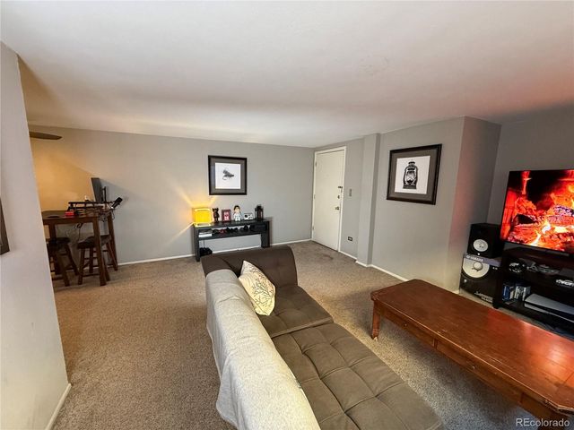 352 S Lafayette 403, Denver, CO 80209