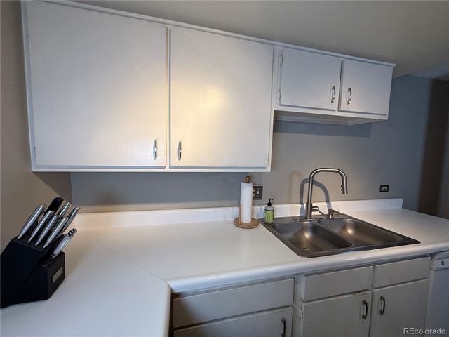 352 S Lafayette 403, Denver, CO 80209