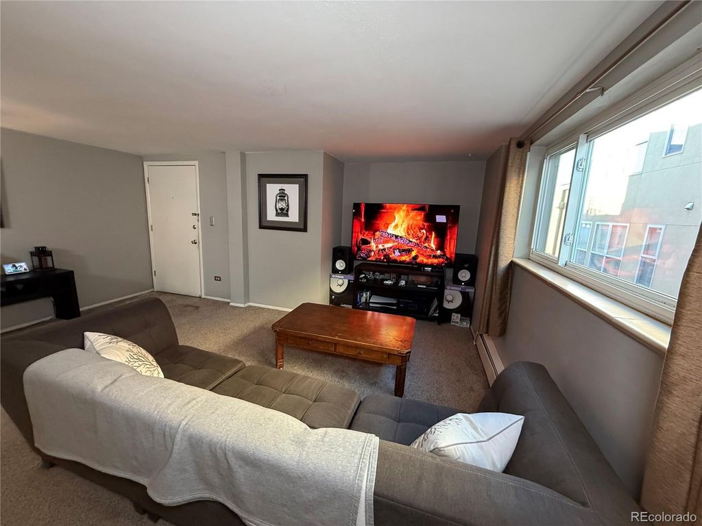 352 S Lafayette 403, Denver, CO 80209
