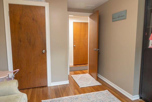 9 Church St, Douglas, MA 01516