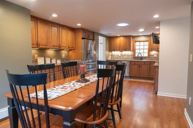 9 Church St, Douglas, MA 01516