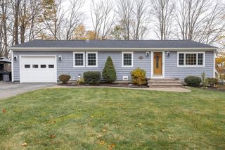 9 Church St, Douglas, MA 01516