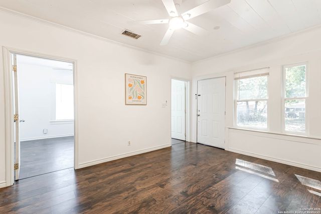 841 Texas, San Antonio, TX 78201