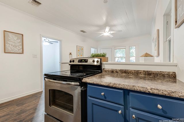 841 Texas, San Antonio, TX 78201
