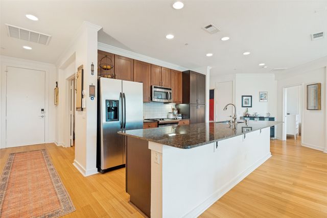 4319 Bowser Avenue 304, Dallas, TX 75219
