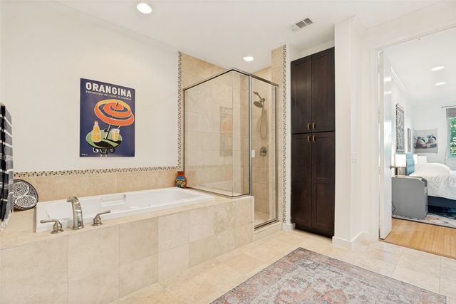 4319 Bowser Avenue 304, Dallas, TX 75219