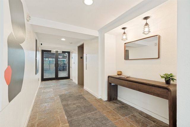 4319 Bowser Avenue 304, Dallas, TX 75219
