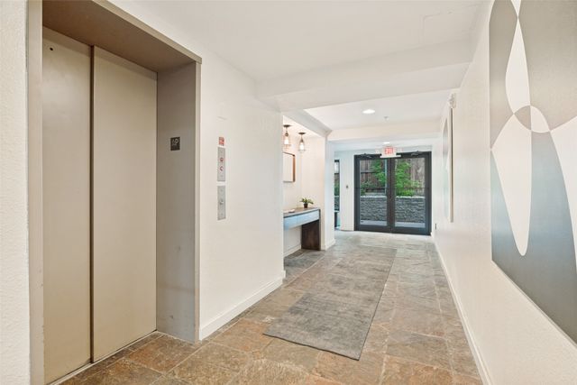 4319 Bowser Avenue 304, Dallas, TX 75219
