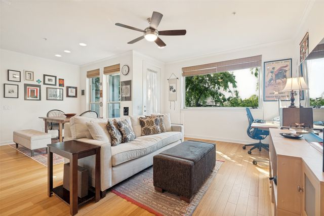 4319 Bowser Avenue 304, Dallas, TX 75219