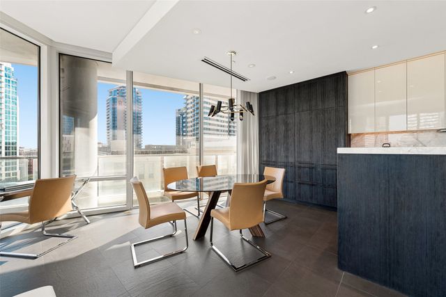 2408 Victory Park Lane 735, Dallas, TX 75219