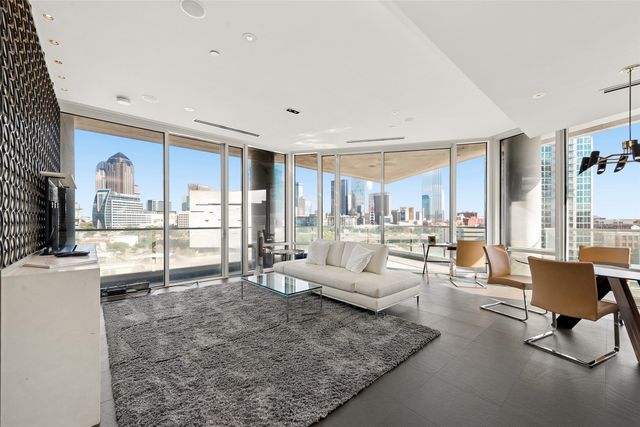 2408 Victory Park Lane 735, Dallas, TX 75219