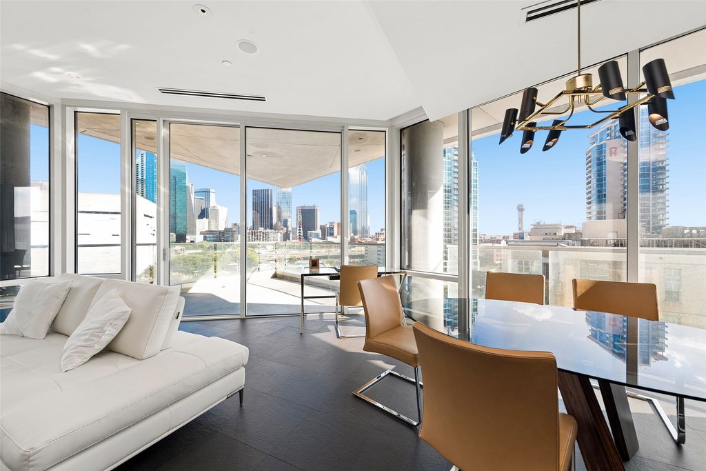 2408 Victory Park Lane 735, Dallas, TX 75219
