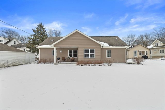 12718 W Colfax Pl, Butler, WI 53007