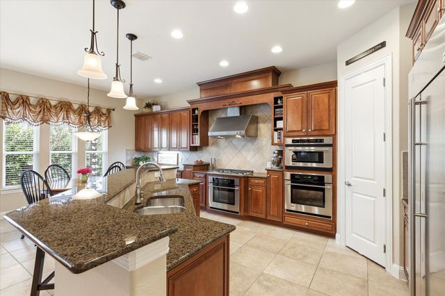 7129 Lake Mead Court, Frisco, TX 75036