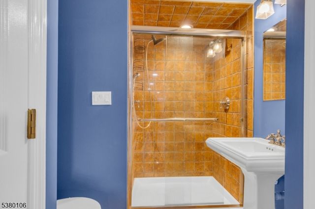 34 Lehigh Rd, Branchburg Twp., NJ 08853