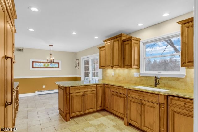 34 Lehigh Rd, Branchburg Twp., NJ 08853