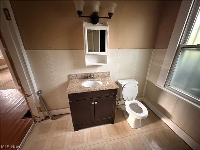 7813 Harvard Avenue, Cleveland, OH 44105