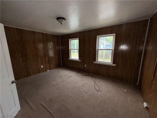 7813 Harvard Avenue, Cleveland, OH 44105