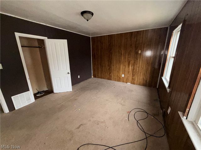 7813 Harvard Avenue, Cleveland, OH 44105