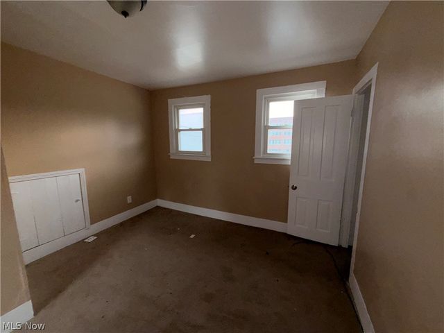7813 Harvard Avenue, Cleveland, OH 44105
