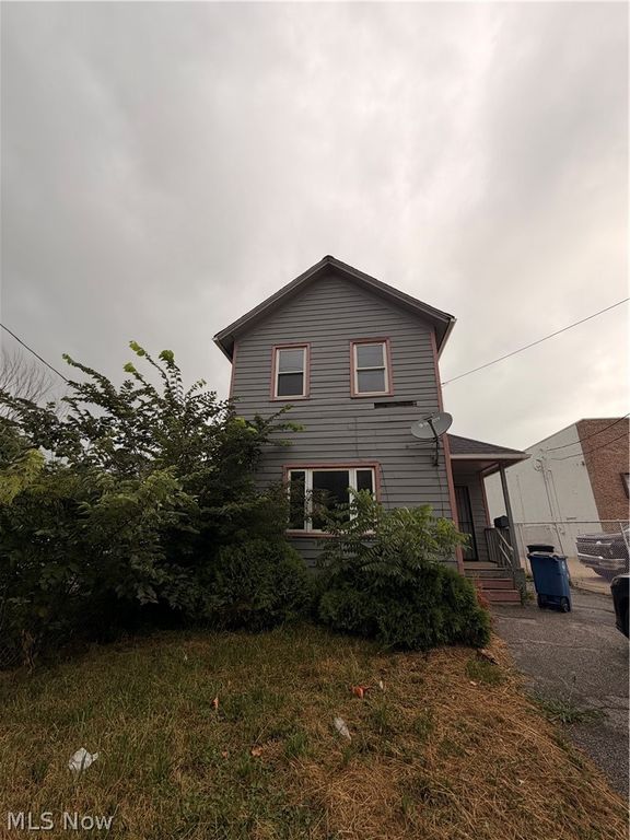 7813 Harvard Avenue, Cleveland, OH 44105
