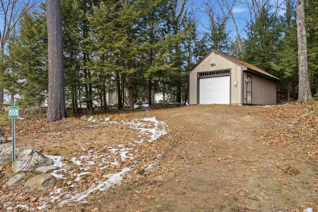 287 Clough Pond Road, Loudon, NH 03307