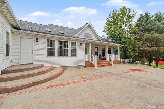 6740 Herbst Road, Genoa Township, MI 48114