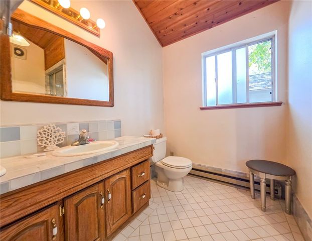 614 Lane, Yreka, CA 96097