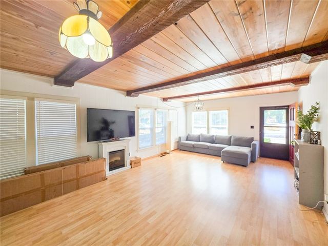 614 Lane, Yreka, CA 96097