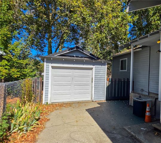 614 Lane, Yreka, CA 96097