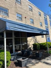 5050 Washington St 561, Boston, MA 02132
