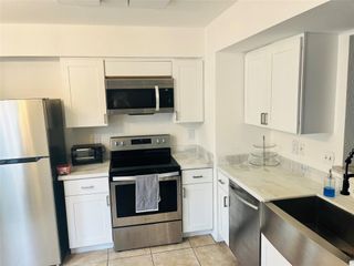 2011 Spenwick Drive 425, Houston, TX 77055