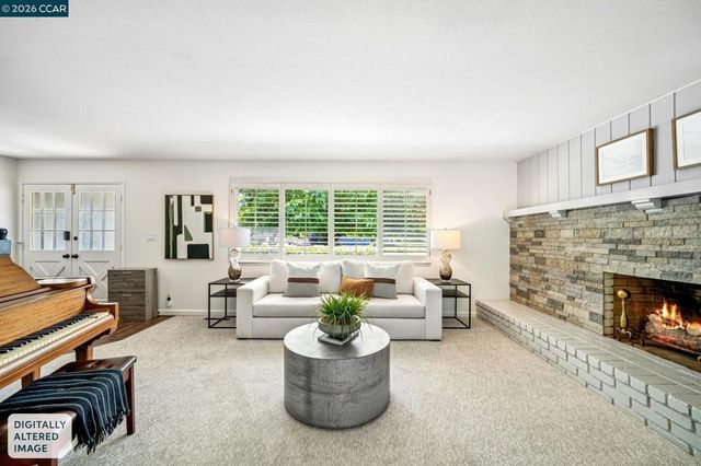 326 Dogwood Dr, Walnut Creek, CA 94598
